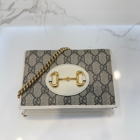 Gucci horsebit 白色 長夾 WOC 621892