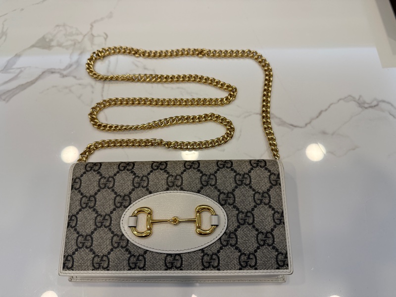 Gucci horsebit 白色 長夾 WOC 621892-3
