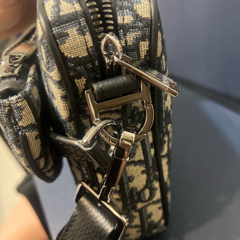 Saddle 三件式子母包~男包-25