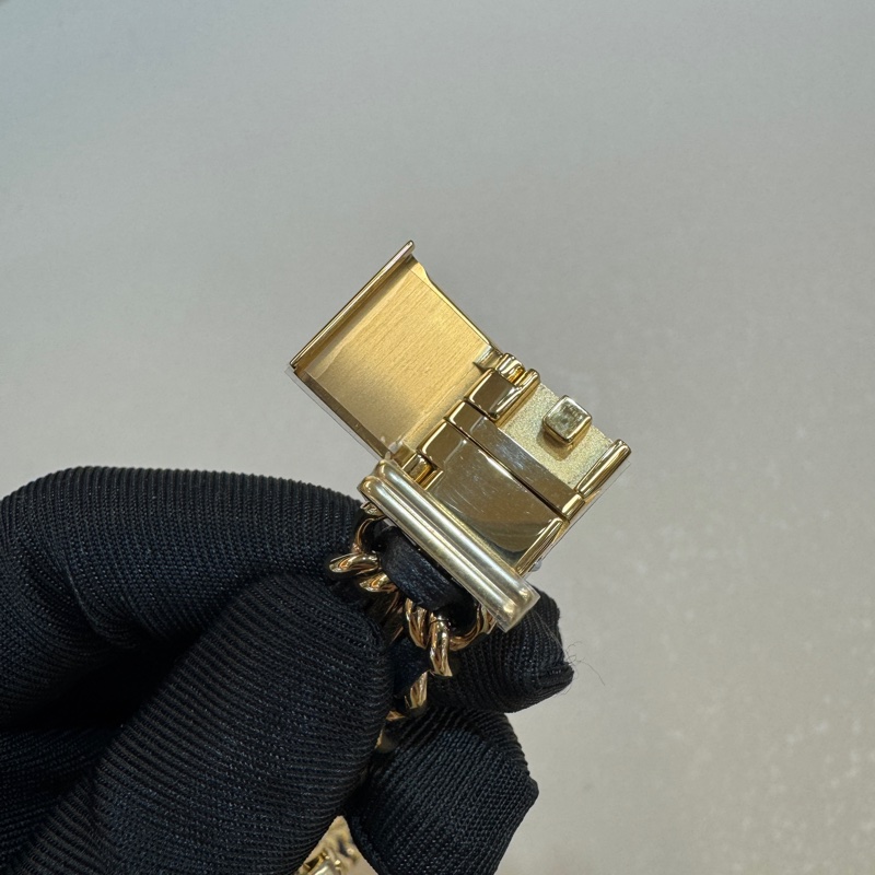 Chanel Premiere 皮穿鏈淡金色首映錶S號 H6951-13