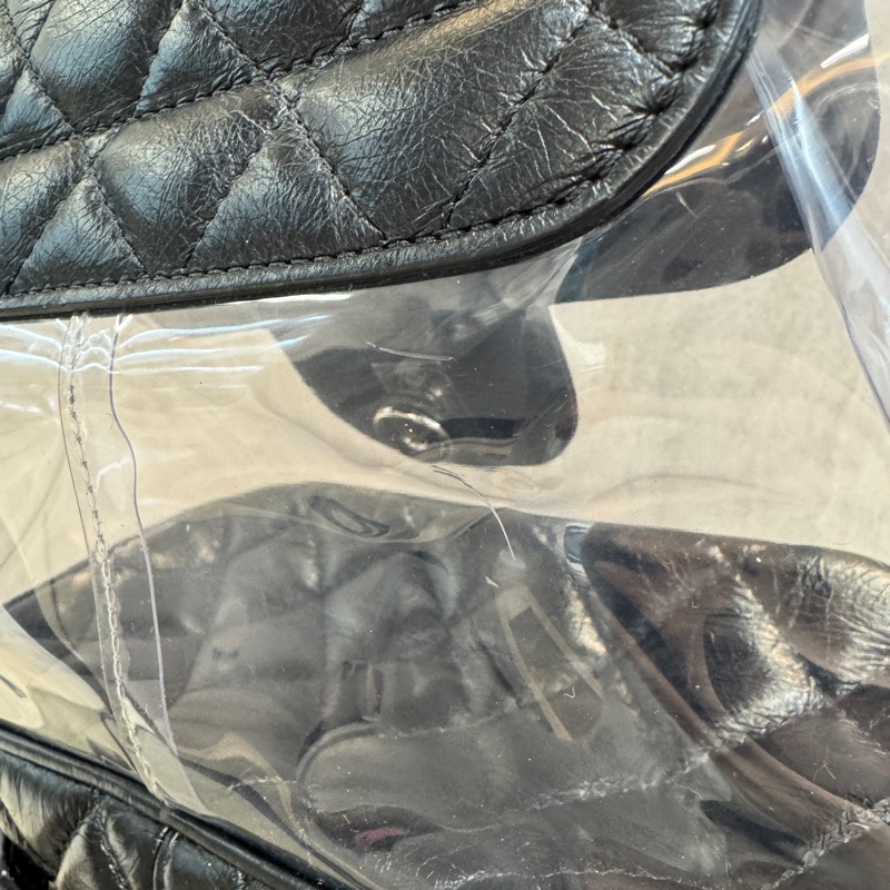 Chanel黑銀揉製牛皮透明後背包A57826-11