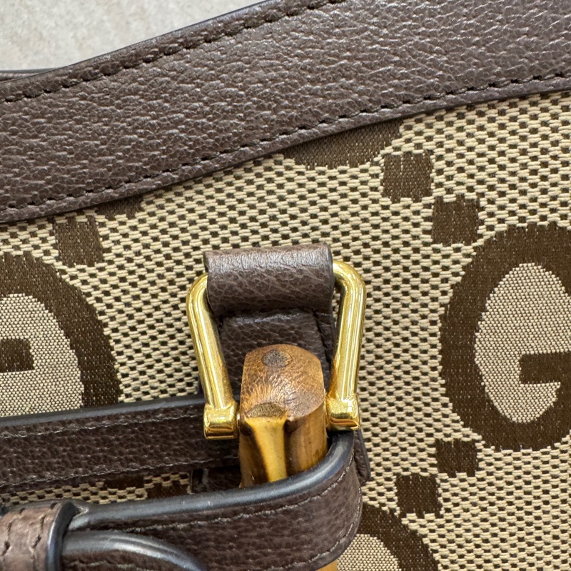 GUCCI咖啡色緹花布竹節小號Diana包-18