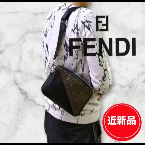 ‼️年前限時特賣‼️（原27800）至1/25⏰【9成新】㊣✨ FENDI✨（附防塵袋）芬迪 老花 經典 皮革 帆布 雙面 相機包 肩背包 斜背包/雙F/二手包/二手精品/保證正品