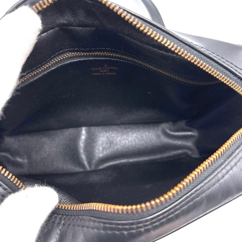 💝FuFu.Style ⟡.·* LV EPI 水波紋斜背包-31