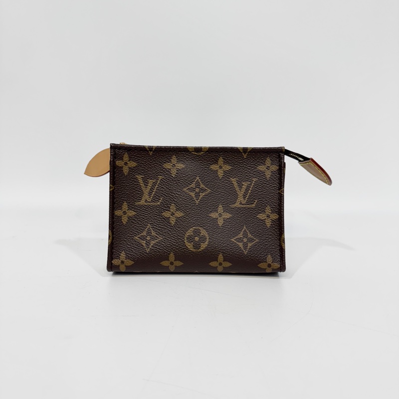 🥨近全新路易威登新版洗漱包LV原花一字拉鏈Toiltry Pouch On Chain肩背包M81412-9