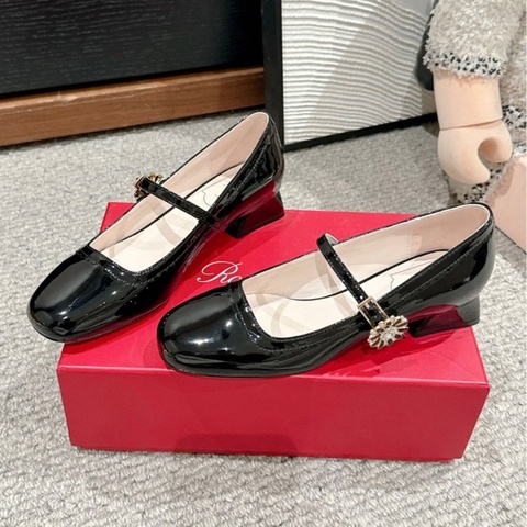 促銷品 Roger Vivier Très Vivier漆皮瑪麗珍鞋