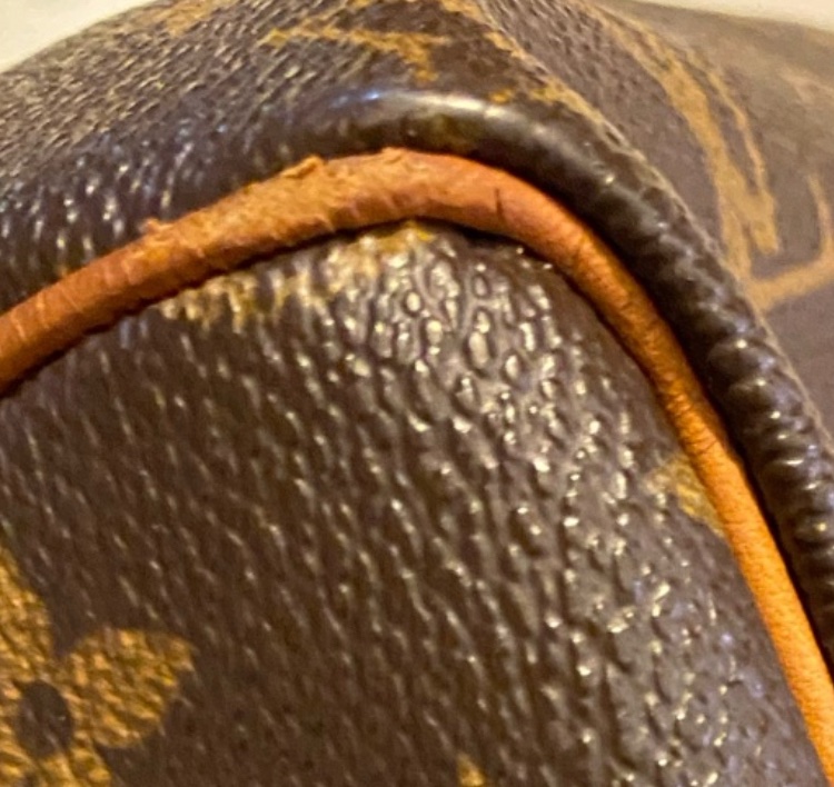 清櫃✅大降價。LV speedy 25 有明顯瑕疵 如說明 整體使用正常 拉鍊滑順-16