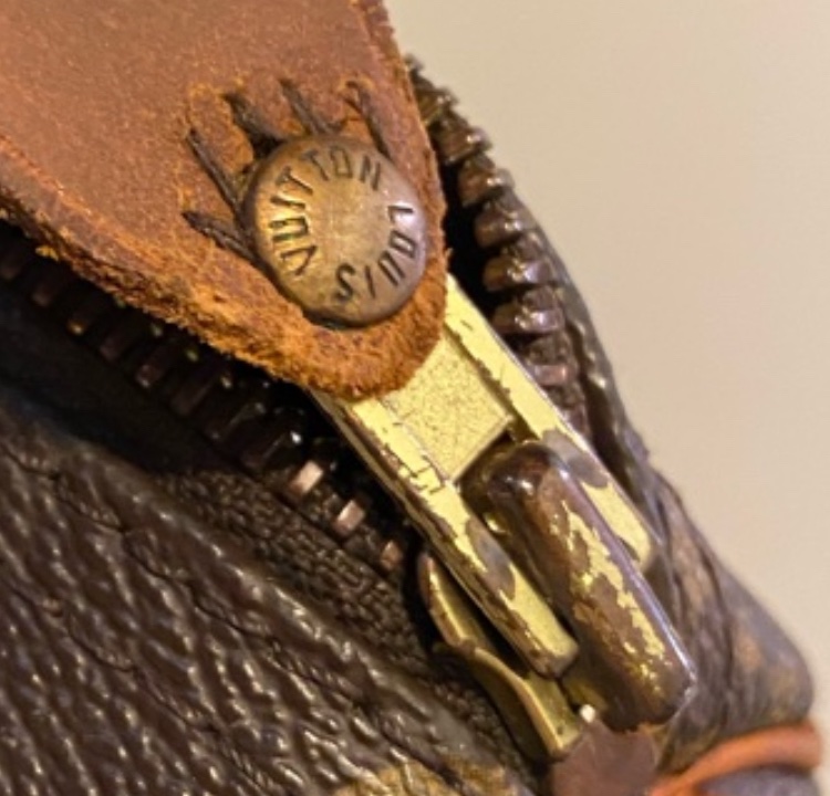 清櫃✅大降價。LV speedy 25 有明顯瑕疵 如說明 整體使用正常 拉鍊滑順-23