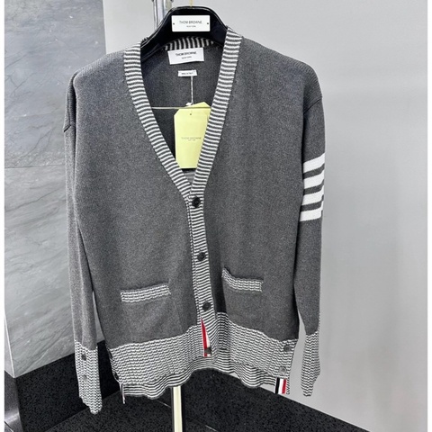 Thom Browne 男款 臘腸狗🐶  開衫 OS版