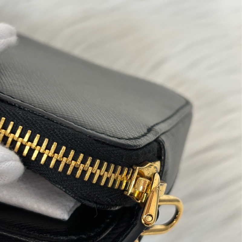 Prada 1BP024黑色防刮牛皮金色三角log鏈條Woc-62