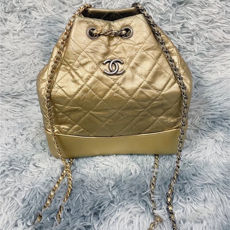 ✨三折出售✨Chanel Gabrielle招財金流浪雙色鏈條後背包 香奈兒後背包 香奈兒包包-31