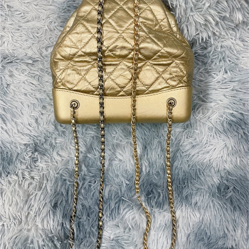 ✨三折出售✨Chanel Gabrielle招財金流浪雙色鏈條後背包 香奈兒後背包 香奈兒包包-32