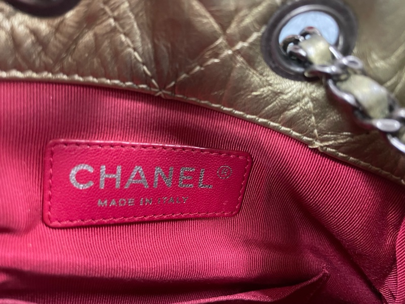 ✨三折出售✨Chanel Gabrielle招財金流浪雙色鏈條後背包 香奈兒後背包 香奈兒包包-39