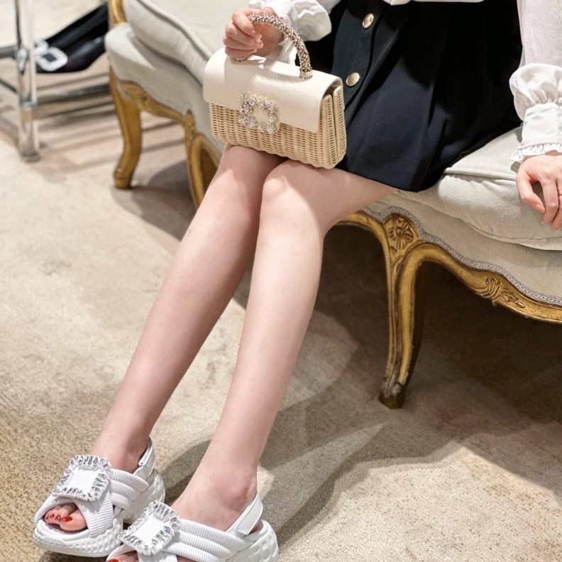 促銷品 RogerVivier Viv' Run Light Sandals 黑38,白36 38-6