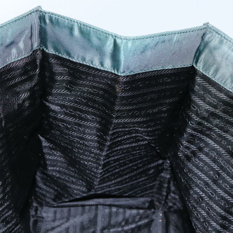 【日本直送】PRADA 尼龍卡其色手提包 正品 nb125-18