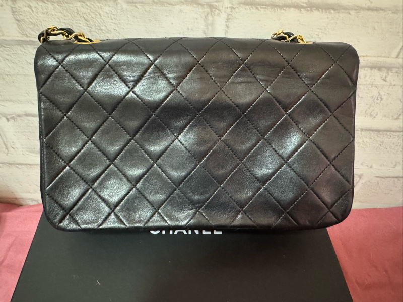 Chanel vintage 黑色COCO翻蓋包-1