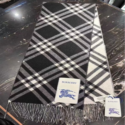 Burberry (8099650) 格子 羊絨圍巾 168x30cm