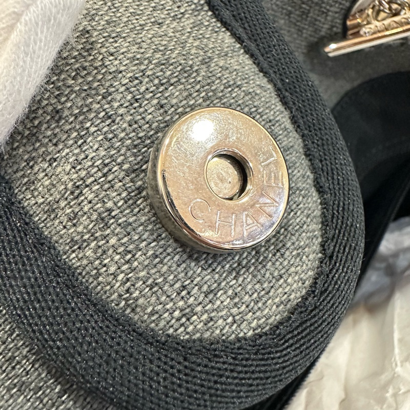 Chanel A67001灰白黑麻棉銀鍊沙灘包 托特包 肩背包-30