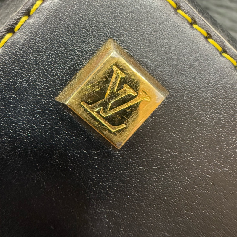 LV M91805 黑色 SUHALI 金釦 鉚釘 山羊皮 手提包 醫生包 貴婦包-29