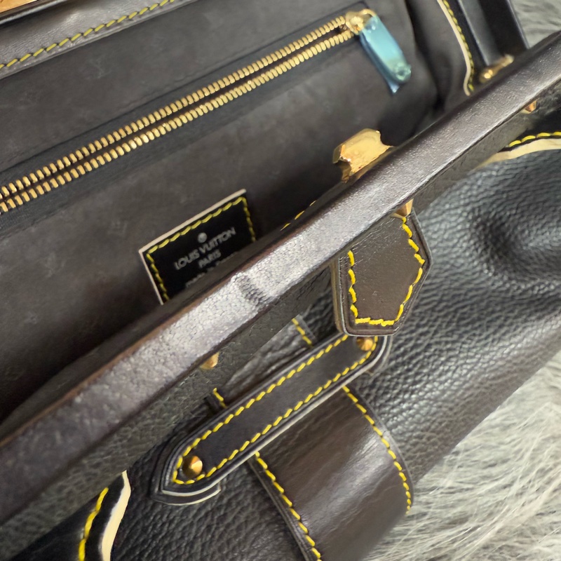 LV M91805 黑色 SUHALI 金釦 鉚釘 山羊皮 手提包 醫生包 貴婦包-32