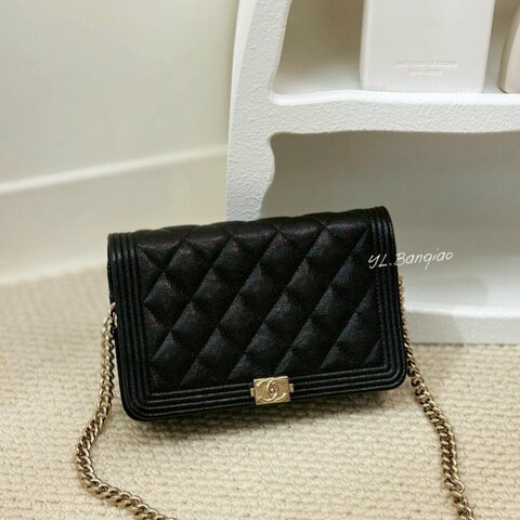 CHANEL 荔枝皮金釦 BOY WOC A81969