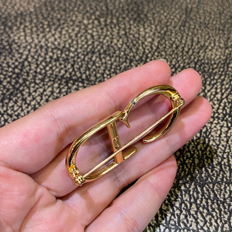 Dior經典CD胸針-4