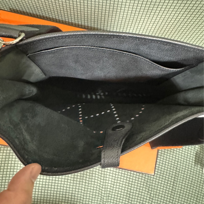 ［降價出清］ Hermes Evelyne PM 愛馬仕藏青色單肩包-11