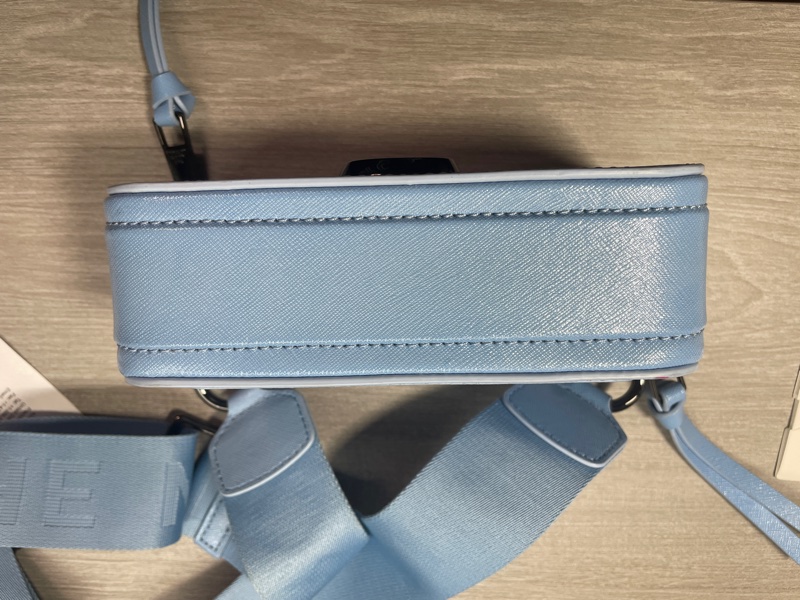 MARC JACOBS防刮雙層二合一斜背/相機包-baby blue-0