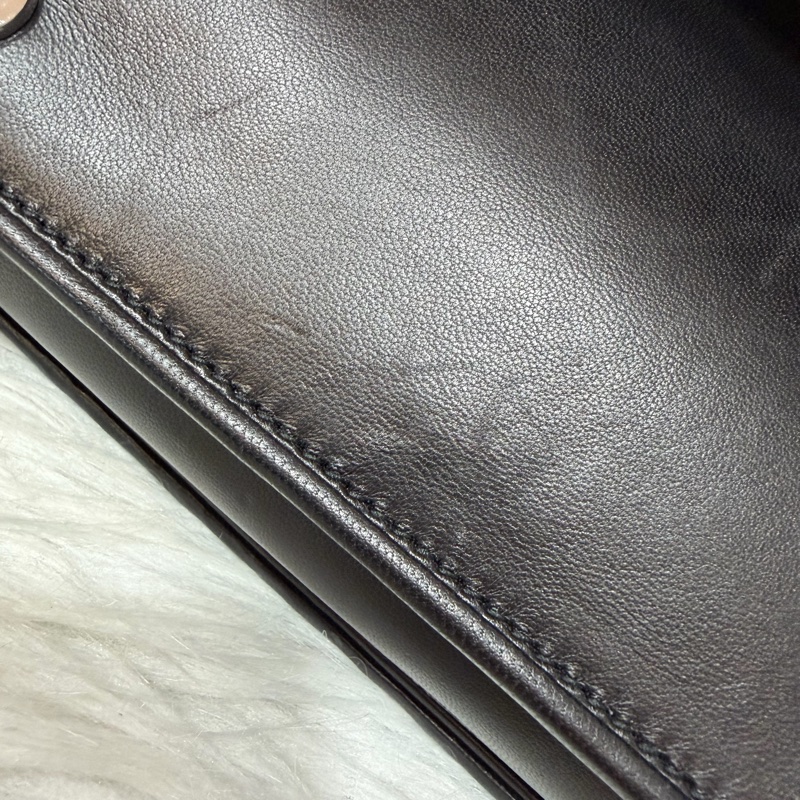 Miumiu 5BD016黑色皺摺皮革銀鏈條斜背包 Woc-37