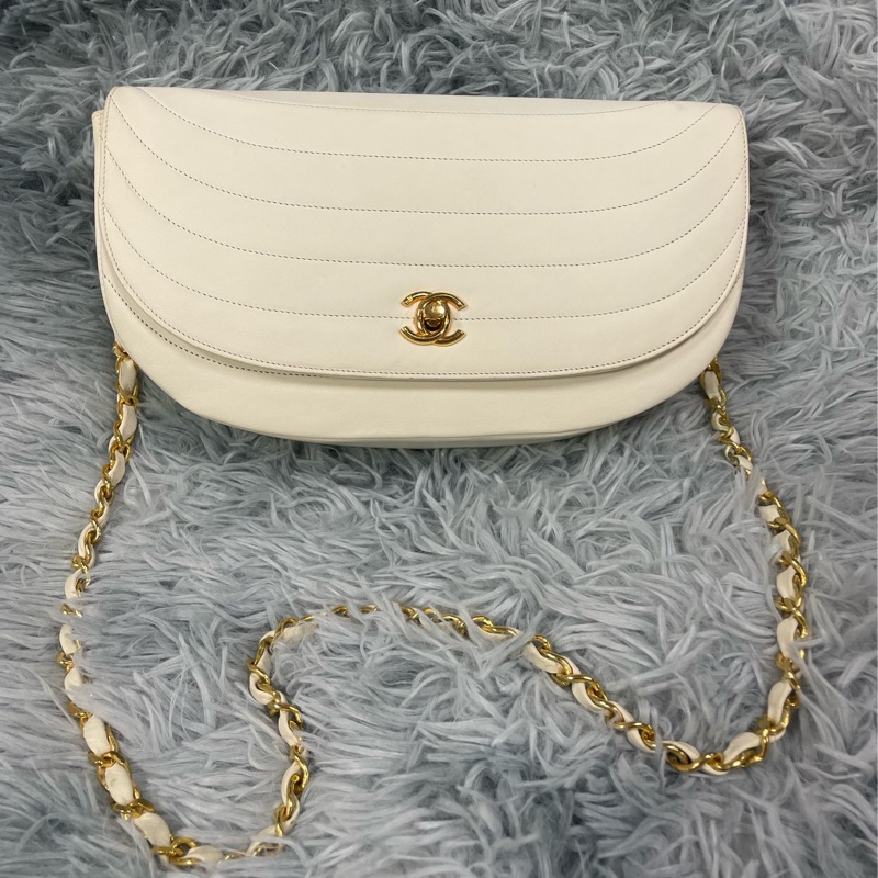 Chanel Vintage 白雪公主金扣半月包 香奈兒-13