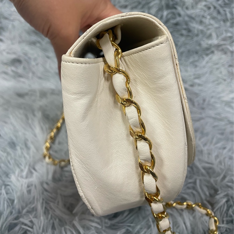 Chanel Vintage 白雪公主金扣半月包 香奈兒-15