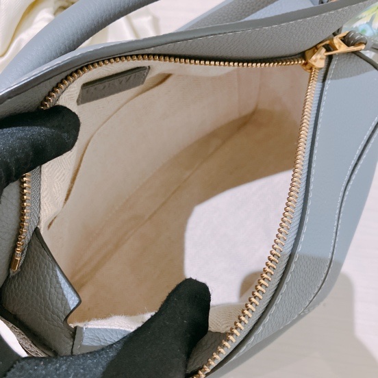 TK1616 LOEWE 羅意威小號砌圖款肩帶包包PUZZLE SHOULDER BAG SMALL CALFSKIN-31