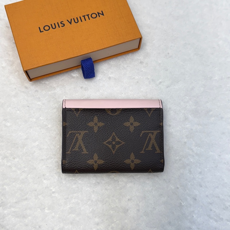 Louis Vuitton LV 原花 粉色 牛皮 Rosalie 零錢包 Monogram 弧形翻蓋卡夾 M83600-1