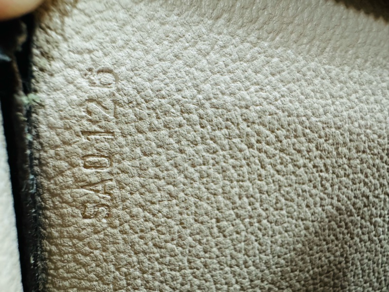 售 二手 真品 Louis Vuitton 經典花紋斜背 絕版26 化妝包 洗漱包 盥洗包-23