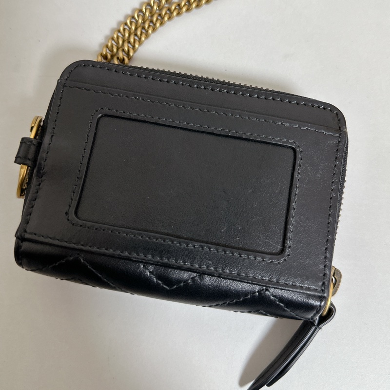 GUCCI Marmont2.0雙G LOGO山形紋皮革金屬鍊零錢包卡片夾-黑色-5