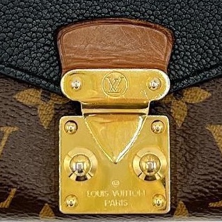 💝FuFu.Style ⟡.·* LV 金色三角鎖頭長夾錢包-30