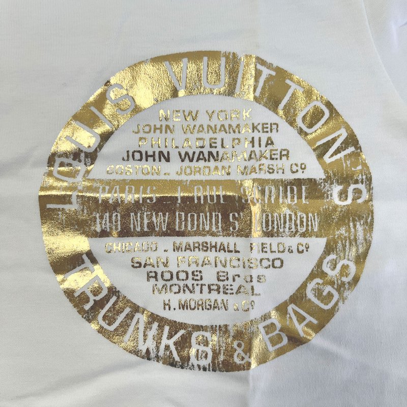 【王承渲-名人公益精品】 Louis Vuitton 金色LOGO圓形T恤-5