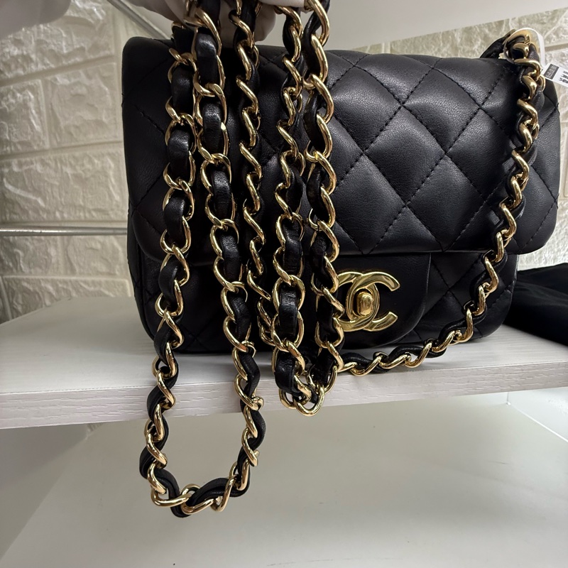 chanel香奈兒黑金菱格紋雙C扣方胖子鏈條包-15
