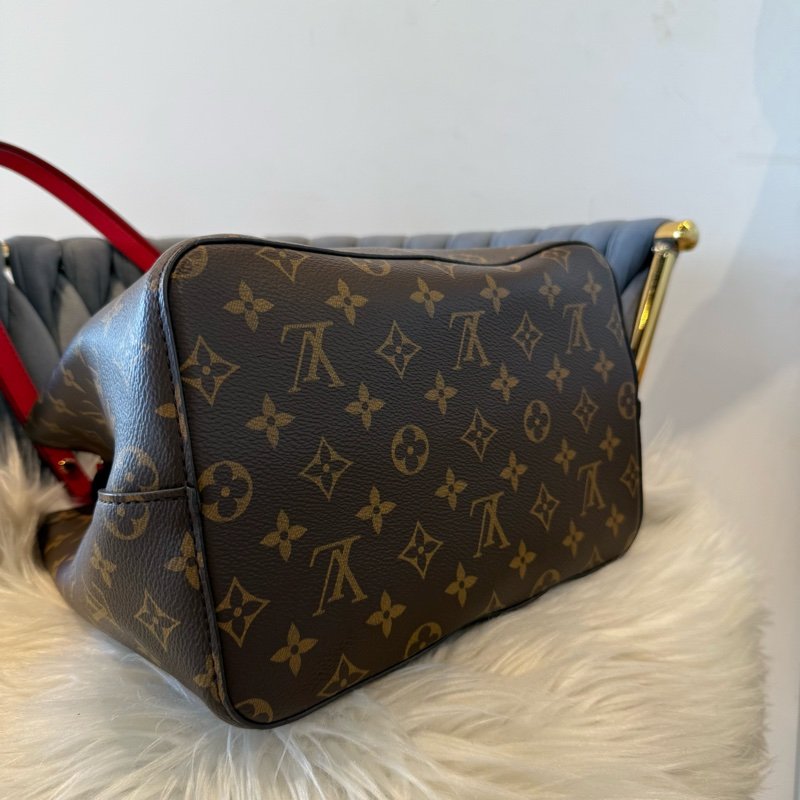 LV NeoNoé 紅色經典水桶包-5