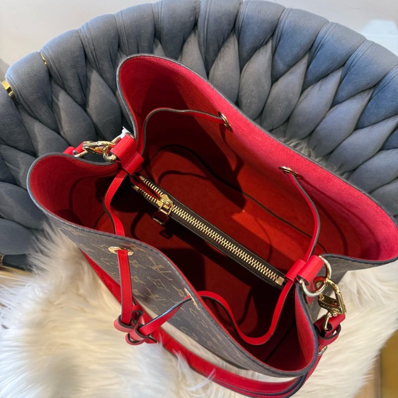 LV NeoNoé 紅色經典水桶包-7