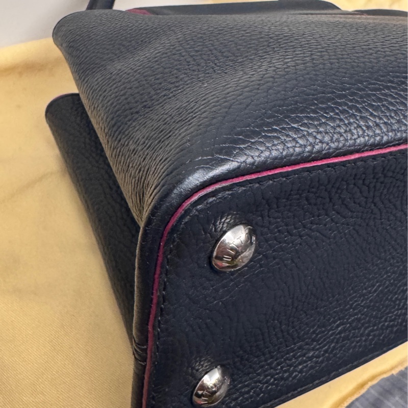 LV capucines pm 深藍色+桃紅內裡滾邊+銀釦-5