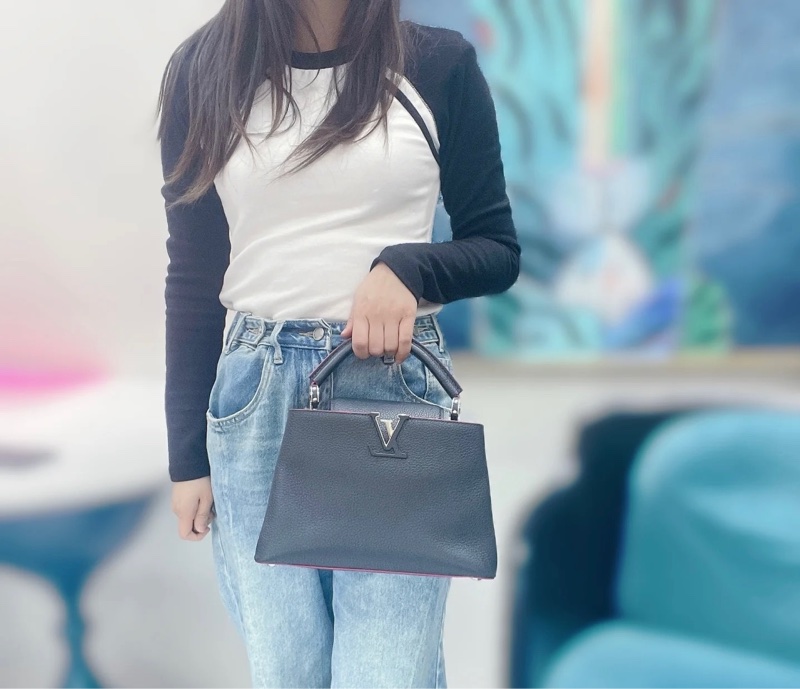 LV capucines pm 深藍色+桃紅內裡滾邊+銀釦-11