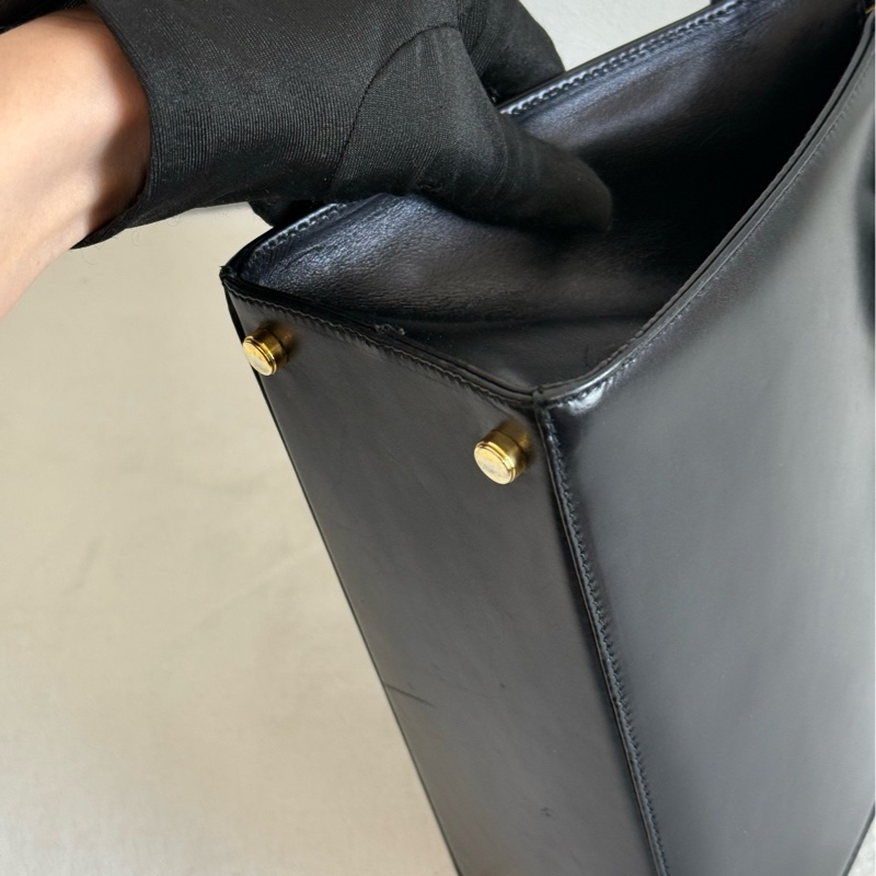 Ferragamo vintage bag-7