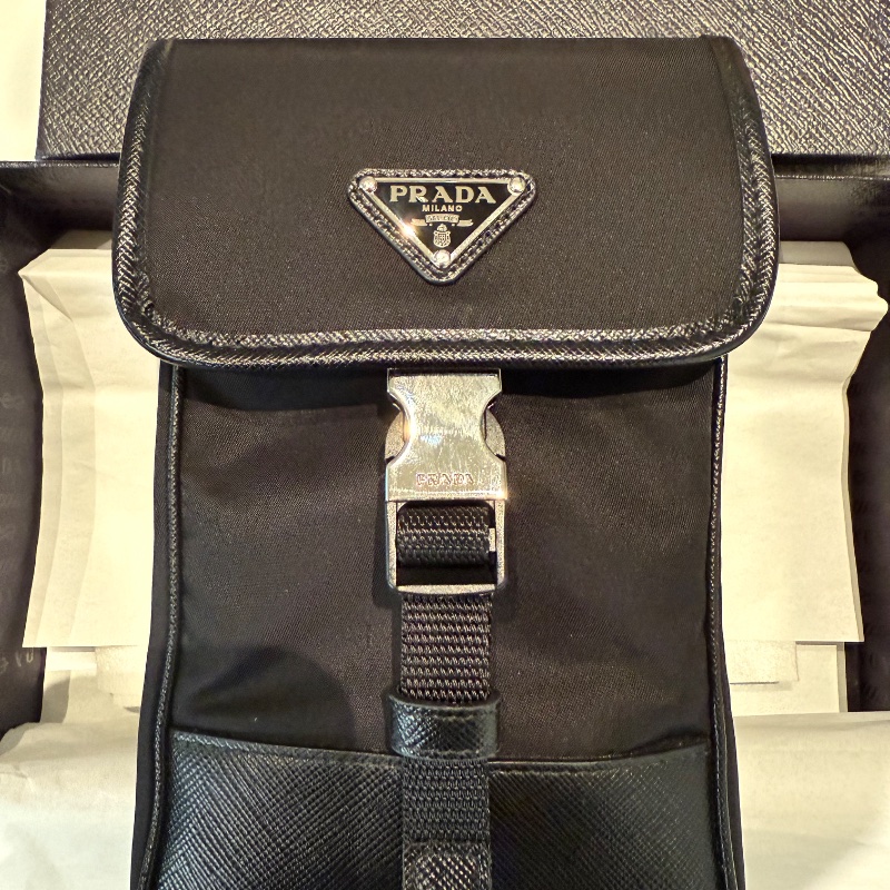 PRADA 尼龍系列 三角鐵牌 手機包 配件包 黑色-5