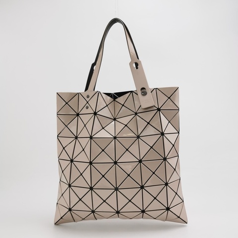 ISSEY MIYAKE 三宅一生 BAOBAO 亮面三角格6x6手提包（奶茶色）