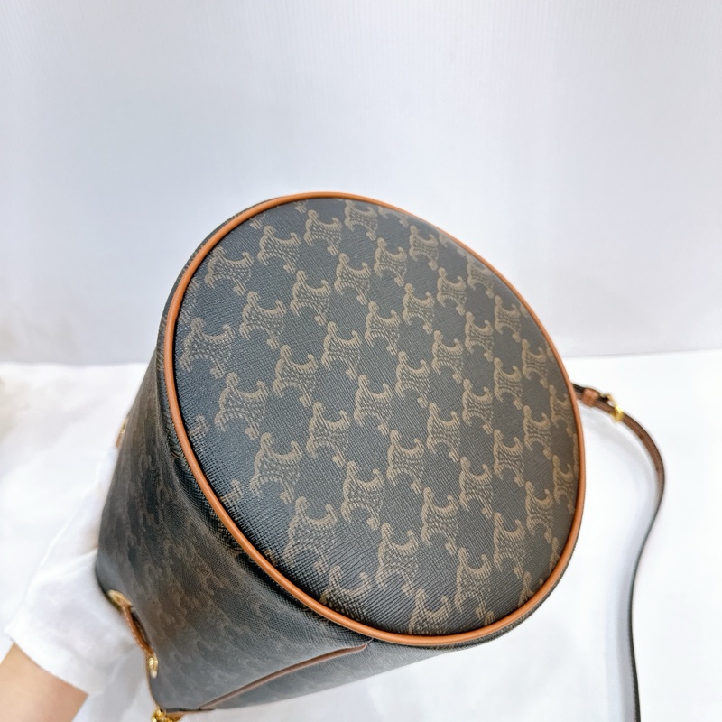 莉亞精品♡Celine 抽繩老花水桶包大 全新-3