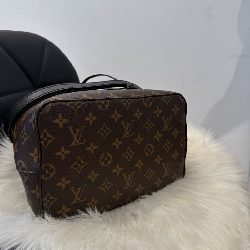 LV 老花黑水桶-3