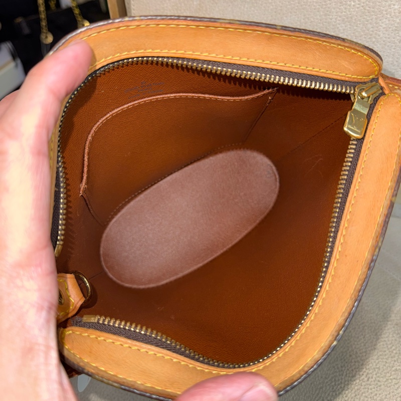 Louis Vuitton 老花中古扇貝斜背包🩶氣質氣息-12