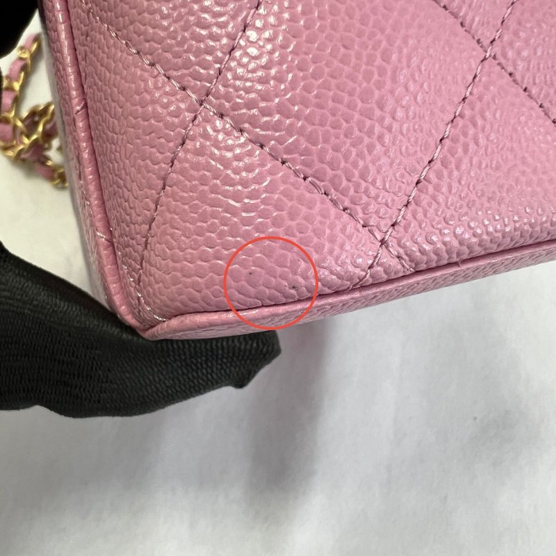 CHANEL 香奈兒 全新 LOGO 字母 手柄 手把 長盒子 小型化妝包 斜背包 附鏡 粉紅色 魚子醬 荔枝紋牛皮 保卡款-12