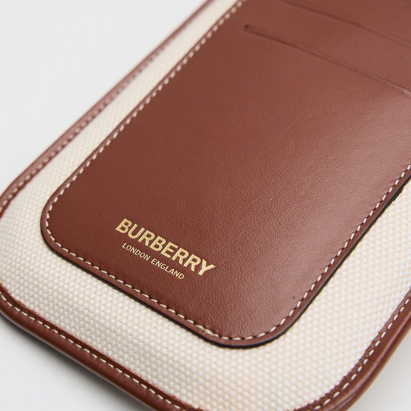 Burberry 手機包-6